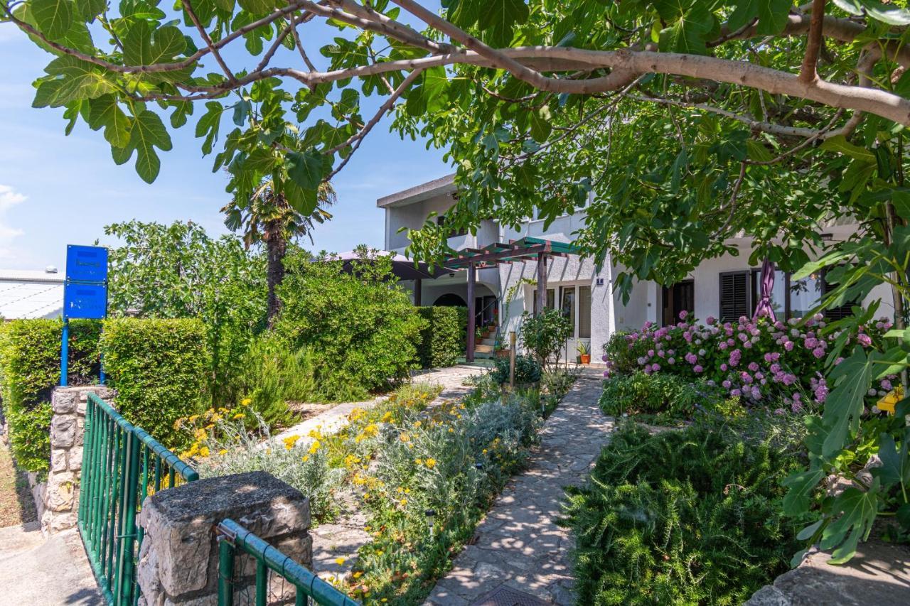 Apartments By The Sea Punat, Krk - 5351 Luaran gambar