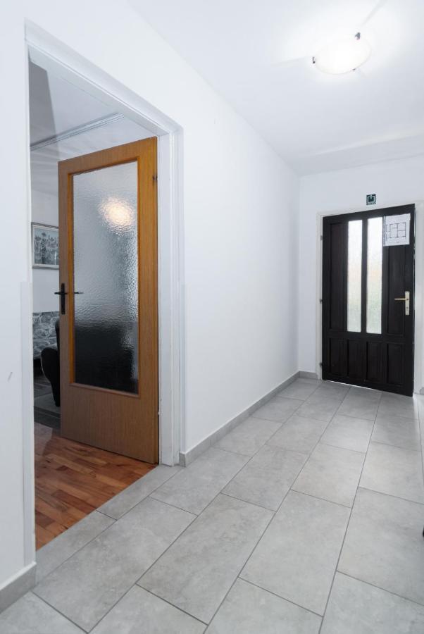 Apartments By The Sea Punat, Krk - 5351 Luaran gambar