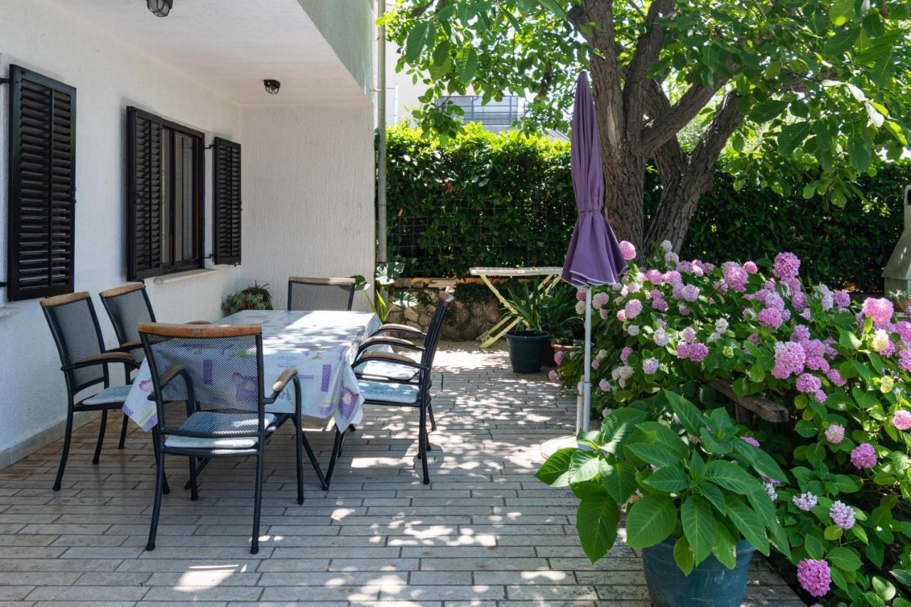 Apartments By The Sea Punat, Krk - 5351 Luaran gambar